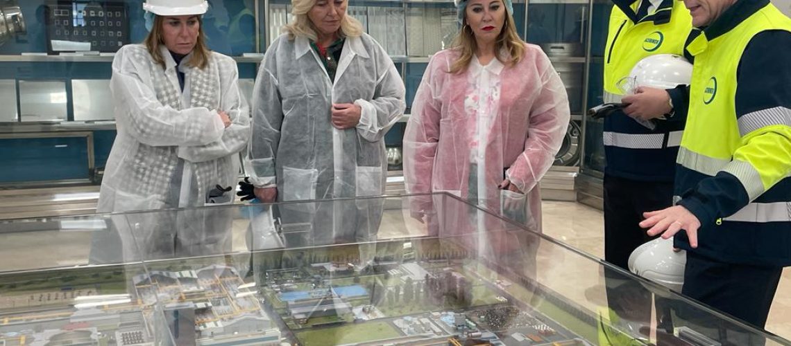 2024. consejera visita  Acerinox