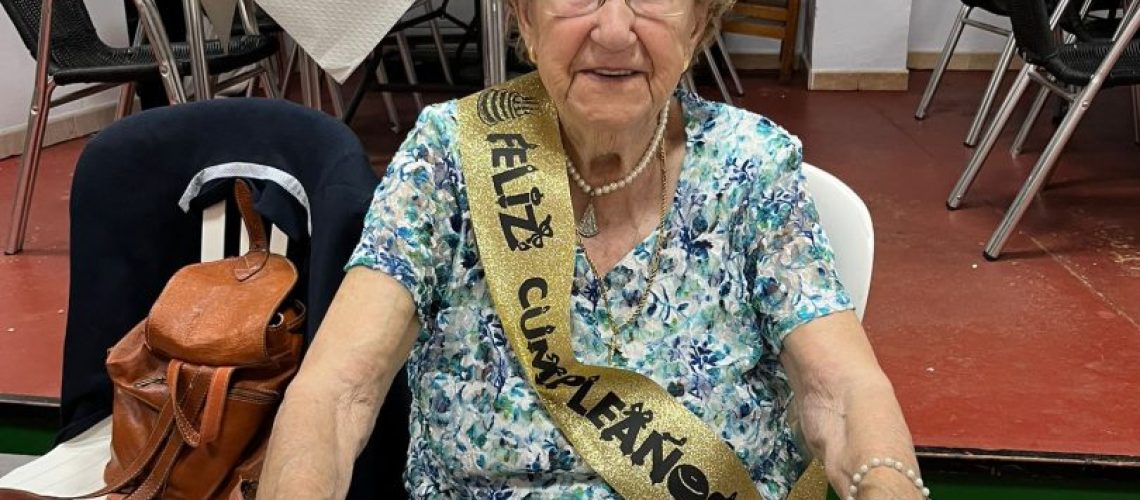 Paca, feliz cumpleaños y que cumplas muchos más. Es el deseo de todos los que te conocemos y de esta redacción de Noticias de la Villa