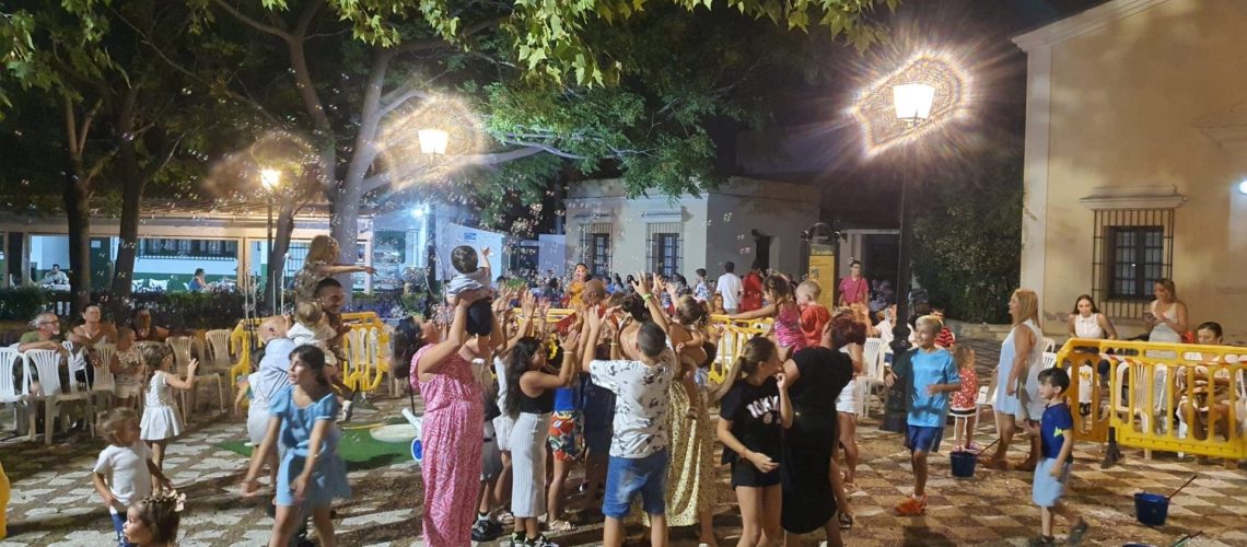 Ilusionista Andrés Kó. Los Corti ( (7)