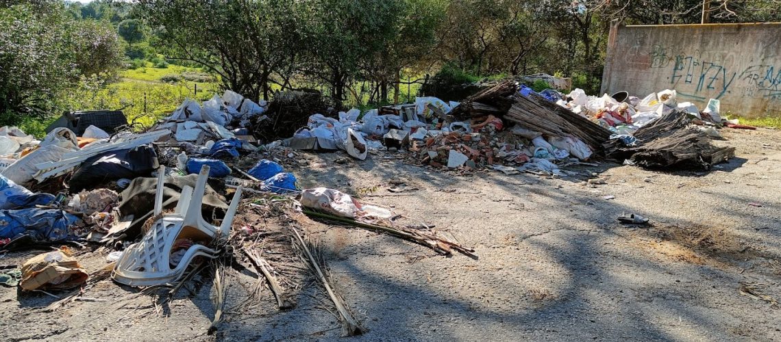 La Dehesa. Vertedero ilegal 2023